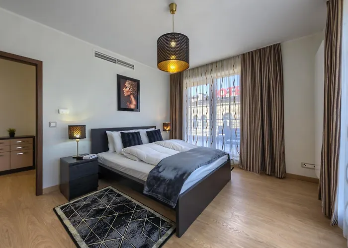Alibi Apartments